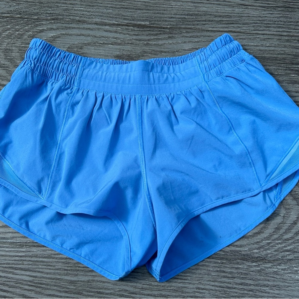 LULULEMON Blue Hotty Hot Athletic Shorts. Size 6 - 2.5 inseam